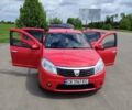 Красный Дачия Сандеро, объемом двигателя 1.39 л и пробегом 157 тыс. км за 4750 $, фото 2 на Automoto.ua