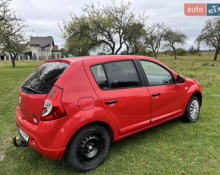 Красный Дачия Сандеро, объемом двигателя 1.4 л и пробегом 175 тыс. км за 3650 $, фото 5 на Automoto.ua