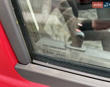 Красный Дачия Сандеро, объемом двигателя 1.2 л и пробегом 205 тыс. км за 4800 $, фото 64 на Automoto.ua