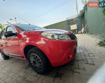 Червоний Дачія Sandero, об'ємом двигуна 1.4 л та пробігом 182 тис. км за 4300 $, фото 1 на Automoto.ua