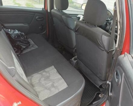 Красный Дачия Сандеро, объемом двигателя 1.4 л и пробегом 174 тыс. км за 4100 $, фото 5 на Automoto.ua