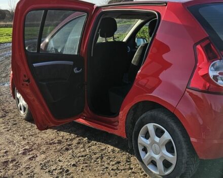 Червоний Дачія Sandero, об'ємом двигуна 1.4 л та пробігом 206 тис. км за 4300 $, фото 4 на Automoto.ua