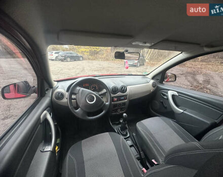 Красный Дачия Сандеро, объемом двигателя 1.39 л и пробегом 175 тыс. км за 4400 $, фото 18 на Automoto.ua