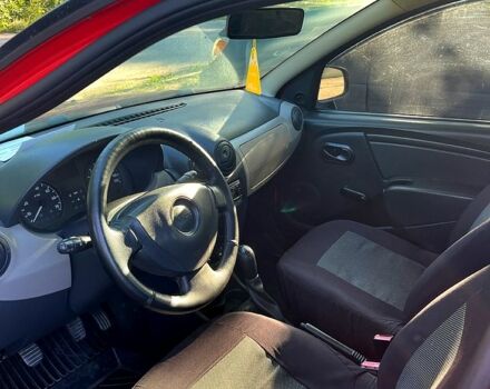 Червоний Дачія Sandero, об'ємом двигуна 1.4 л та пробігом 260 тис. км за 3300 $, фото 6 на Automoto.ua