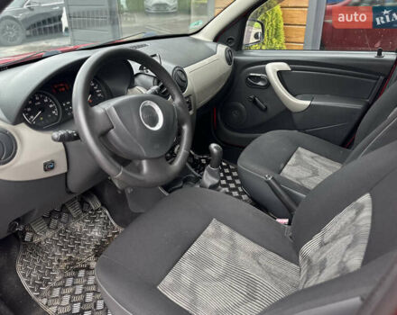 Красный Дачия Сандеро, объемом двигателя 1.39 л и пробегом 157 тыс. км за 4500 $, фото 28 на Automoto.ua