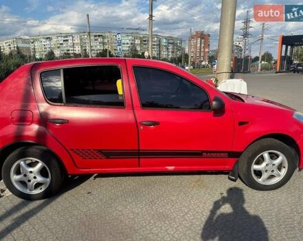 Красный Дачия Сандеро, объемом двигателя 1.4 л и пробегом 240 тыс. км за 4100 $, фото 2 на Automoto.ua
