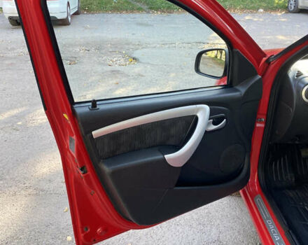 Красный Дачия Сандеро, объемом двигателя 1.6 л и пробегом 119 тыс. км за 5535 $, фото 5 на Automoto.ua