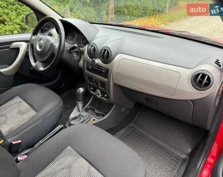 Красный Дачия Сандеро, объемом двигателя 1.39 л и пробегом 164 тыс. км за 4100 $, фото 12 на Automoto.ua