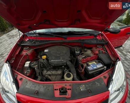 Дачія Sandero 2009 у Луцьку на Automoto.ua Червоний Дачія Sandero, об'ємом двигуна 1.4 л та пробігом 212 тис. км за 3950 $, фото 22 на Automoto.ua