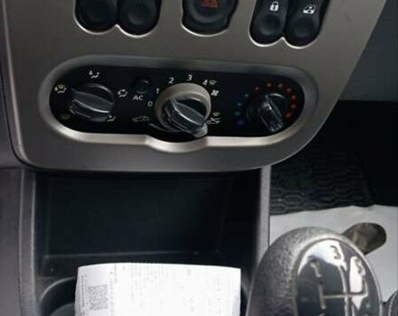 Красный Дачия Сандеро, объемом двигателя 1.15 л и пробегом 115 тыс. км за 4500 $, фото 8 на Automoto.ua