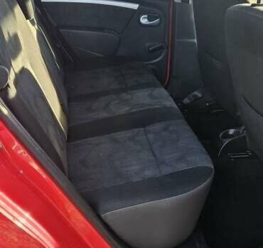 Красный Дачия Сандеро, объемом двигателя 1.4 л и пробегом 206 тыс. км за 4300 $, фото 11 на Automoto.ua