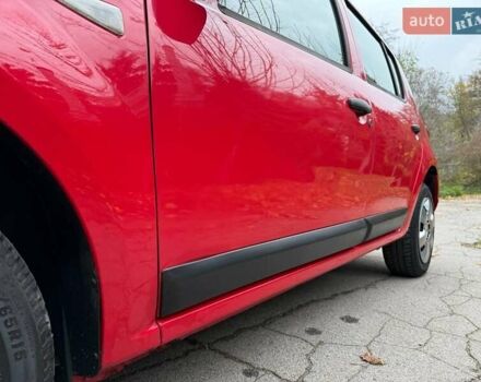Красный Дачия Сандеро, объемом двигателя 1.39 л и пробегом 164 тыс. км за 4000 $, фото 10 на Automoto.ua
