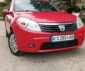 Красный Дачия Сандеро, объемом двигателя 1.4 л и пробегом 173 тыс. км за 4300 $, фото 1 на Automoto.ua