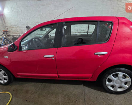Красный Дачия Сандеро, объемом двигателя 1.39 л и пробегом 176 тыс. км за 5500 $, фото 8 на Automoto.ua