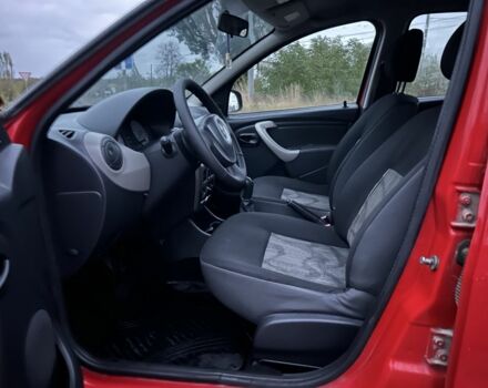 Червоний Дачія Sandero, об'ємом двигуна 1.1 л та пробігом 174 тис. км за 2999 $, фото 10 на Automoto.ua