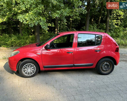 Красный Дачия Сандеро, объемом двигателя 1.39 л и пробегом 160 тыс. км за 3650 $, фото 1 на Automoto.ua