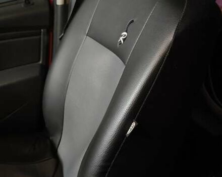 Красный Дачия Сандеро, объемом двигателя 1.4 л и пробегом 115 тыс. км за 3500 $, фото 6 на Automoto.ua