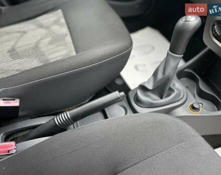 Красный Дачия Сандеро, объемом двигателя 1.2 л и пробегом 205 тыс. км за 4800 $, фото 38 на Automoto.ua