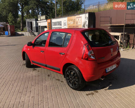 Красный Дачия Сандеро, объемом двигателя 1.2 л и пробегом 130 тыс. км за 4400 $, фото 2 на Automoto.ua