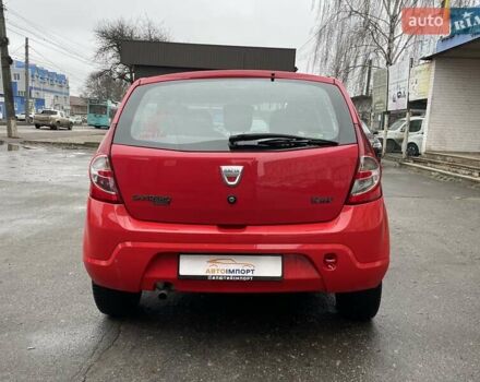 Красный Дачия Сандеро, объемом двигателя 1.2 л и пробегом 205 тыс. км за 4800 $, фото 3 на Automoto.ua