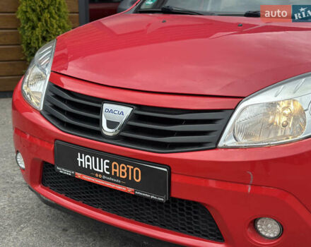 Красный Дачия Сандеро, объемом двигателя 1.39 л и пробегом 157 тыс. км за 4500 $, фото 5 на Automoto.ua