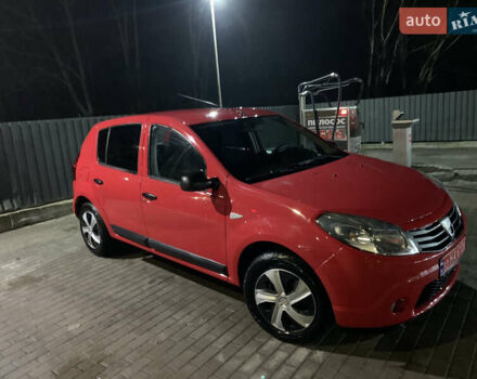 Красный Дачия Сандеро, объемом двигателя 1.4 л и пробегом 158 тыс. км за 5650 $, фото 2 на Automoto.ua