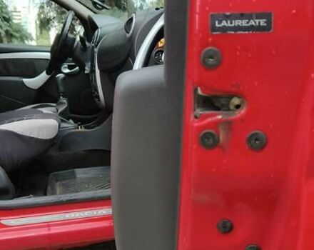 Красный Дачия Сандеро, объемом двигателя 1.4 л и пробегом 173 тыс. км за 4300 $, фото 6 на Automoto.ua