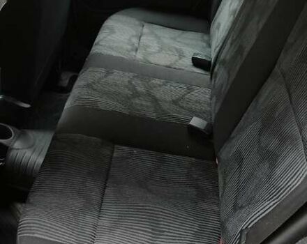 Красный Дачия Сандеро, объемом двигателя 1.4 л и пробегом 173 тыс. км за 4300 $, фото 4 на Automoto.ua