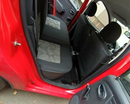 Красный Дачия Сандеро, объемом двигателя 1.39 л и пробегом 192 тыс. км за 3999 $, фото 15 на Automoto.ua