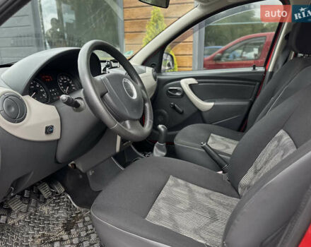 Красный Дачия Сандеро, объемом двигателя 1.39 л и пробегом 157 тыс. км за 4500 $, фото 27 на Automoto.ua