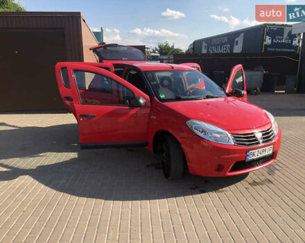 Красный Дачия Сандеро, объемом двигателя 1.2 л и пробегом 130 тыс. км за 4400 $, фото 12 на Automoto.ua