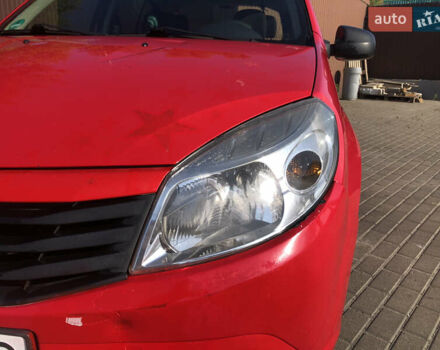 Красный Дачия Сандеро, объемом двигателя 1.2 л и пробегом 130 тыс. км за 4400 $, фото 7 на Automoto.ua