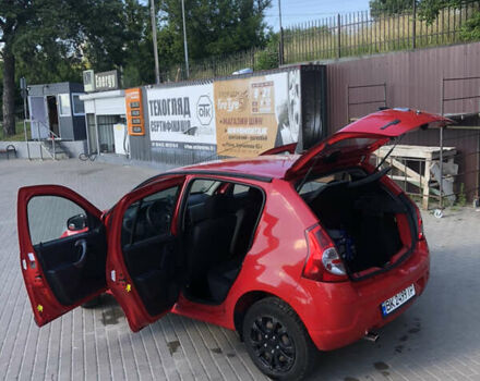 Красный Дачия Сандеро, объемом двигателя 1.2 л и пробегом 130 тыс. км за 4400 $, фото 16 на Automoto.ua