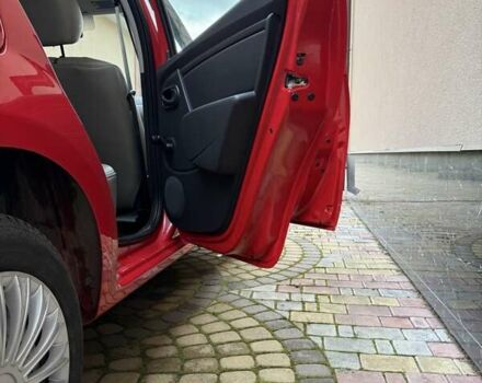 Червоний Дачія Sandero, об'ємом двигуна 1.4 л та пробігом 131 тис. км за 4000 $, фото 7 на Automoto.ua