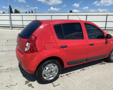 Красный Дачия Сандеро, объемом двигателя 1.4 л и пробегом 130 тыс. км за 4300 $, фото 3 на Automoto.ua