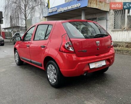Красный Дачия Сандеро, объемом двигателя 1.2 л и пробегом 205 тыс. км за 4800 $, фото 4 на Automoto.ua