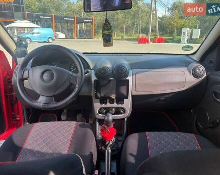 Красный Дачия Сандеро, объемом двигателя 1.4 л и пробегом 240 тыс. км за 4100 $, фото 12 на Automoto.ua