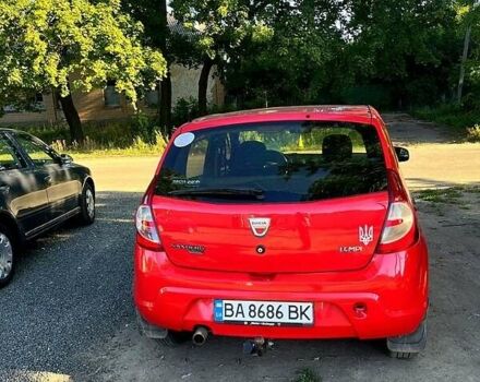 Червоний Дачія Sandero, об'ємом двигуна 1.4 л та пробігом 260 тис. км за 3300 $, фото 4 на Automoto.ua