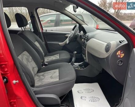 Красный Дачия Сандеро, объемом двигателя 1.2 л и пробегом 205 тыс. км за 4800 $, фото 34 на Automoto.ua