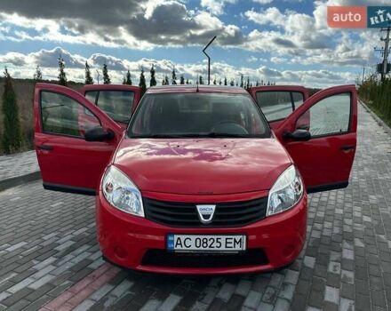 Дачія Sandero 2009 у Луцьку на Automoto.ua Червоний Дачія Sandero, об'ємом двигуна 1.4 л та пробігом 212 тис. км за 3950 $, фото 26 на Automoto.ua