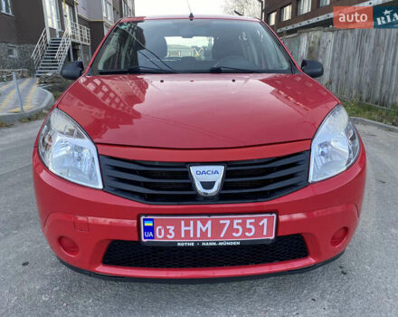Красный Дачия Сандеро, объемом двигателя 1.2 л и пробегом 115 тыс. км за 4600 $, фото 1 на Automoto.ua