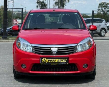 Дачия Сандеро 2010 в Черновцах на Automoto.ua Красный Дачия Сандеро, объемом двигателя 1.5 л и пробегом 206 тыс. км за 7200 $, фото 1 на Automoto.ua