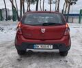 Красный Дачия Сандеро, объемом двигателя 1.6 л и пробегом 131 тыс. км за 5700 $, фото 7 на Automoto.ua