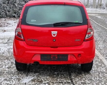 Красный Дачия Сандеро, объемом двигателя 1.5 л и пробегом 205 тыс. км за 6800 $, фото 3 на Automoto.ua