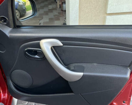 Дачия Сандеро 2010 в Бару на Automoto.ua Красный Дачия Сандеро, объемом двигателя 1.6 л и пробегом 175 тыс. км за 6200 $, фото 16 на Automoto.ua