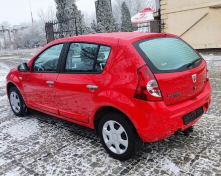 Красный Дачия Сандеро, объемом двигателя 1.5 л и пробегом 205 тыс. км за 6800 $, фото 2 на Automoto.ua