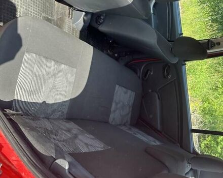 Красный Дачия Сандеро, объемом двигателя 1.15 л и пробегом 200 тыс. км за 4300 $, фото 2 на Automoto.ua