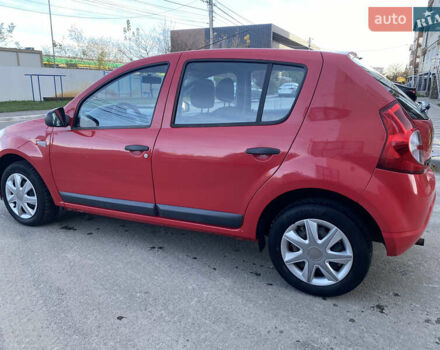 Красный Дачия Сандеро, объемом двигателя 1.2 л и пробегом 115 тыс. км за 4600 $, фото 4 на Automoto.ua