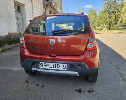 Красный Дачия Сандеро, объемом двигателя 1.6 л и пробегом 200 тыс. км за 7750 $, фото 7 на Automoto.ua