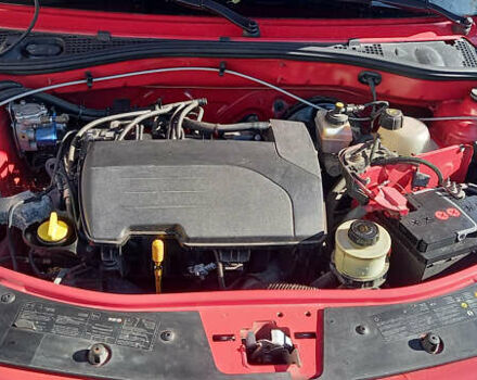 Красный Дачия Сандеро, объемом двигателя 1.2 л и пробегом 168 тыс. км за 4250 $, фото 13 на Automoto.ua